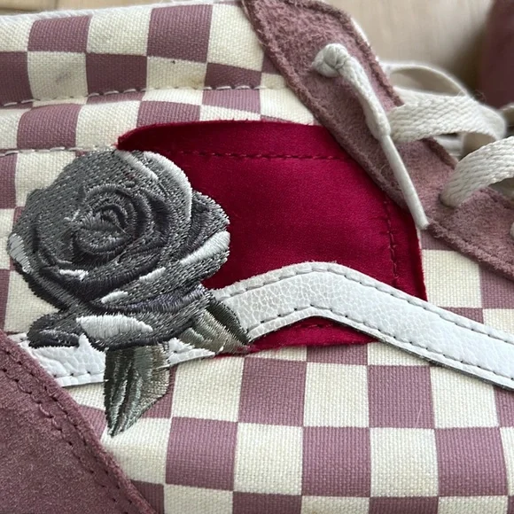 🌸RARE COLOR—Vans Sk8-Hi Pro Checkerboard Skate Shoe (Size 8.5)🌸 - Picture 3 of 9